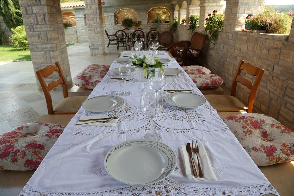 Apartments Max Vrsar Εξωτερικό φωτογραφία
