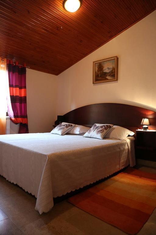 Apartments Max Vrsar Εξωτερικό φωτογραφία