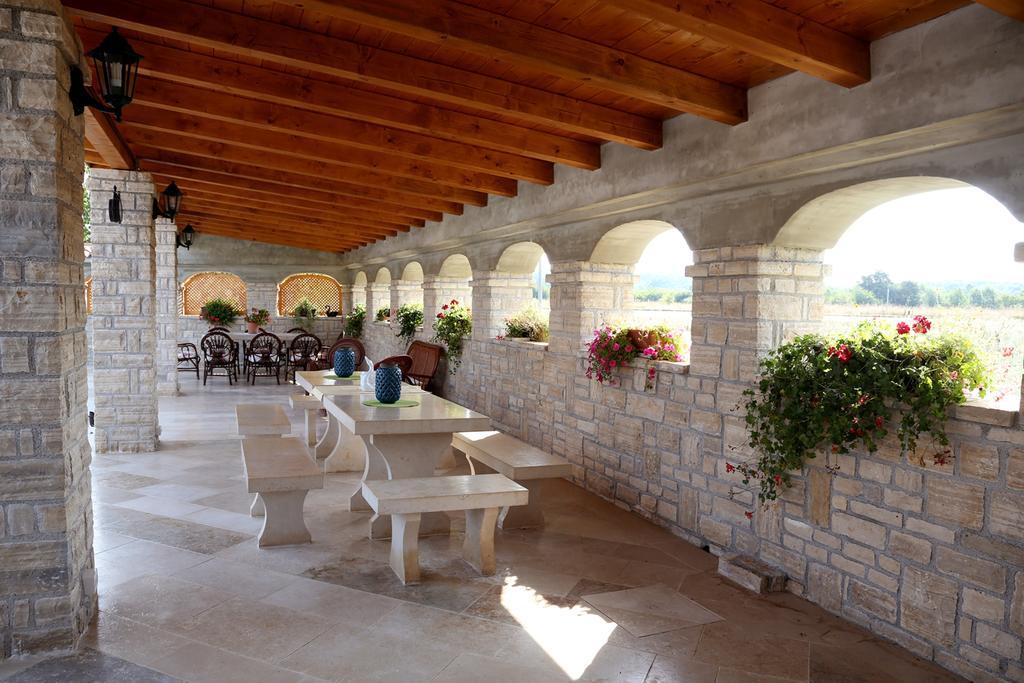 Apartments Max Vrsar Εξωτερικό φωτογραφία