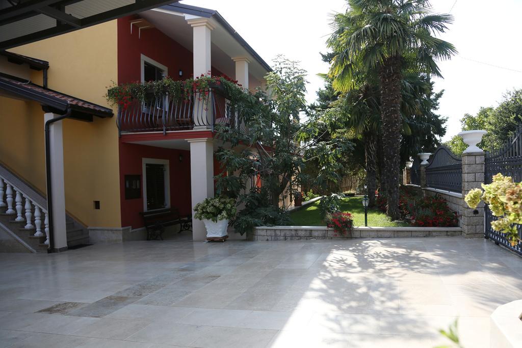 Apartments Max Vrsar Εξωτερικό φωτογραφία