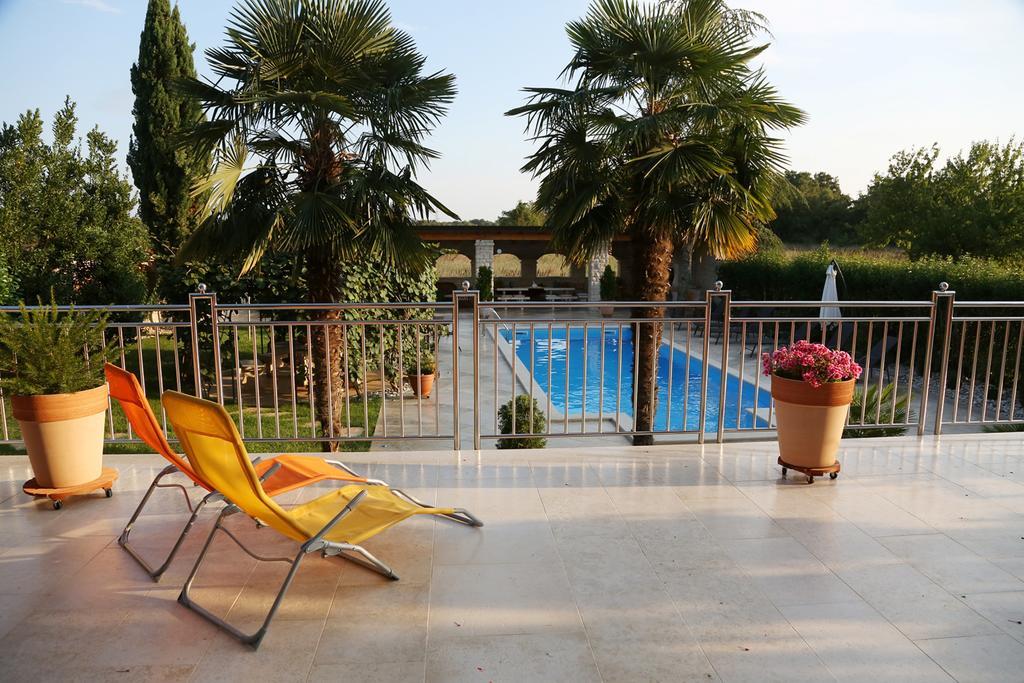 Apartments Max Vrsar Εξωτερικό φωτογραφία